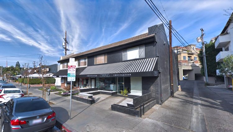 Street View of Office Retail Space for Sale at 910 to 916 S. BARRINGTON AVENUE, Los Angeles, CA 90049